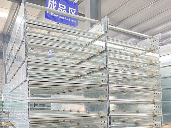 <b>梯式电缆桥架</b>